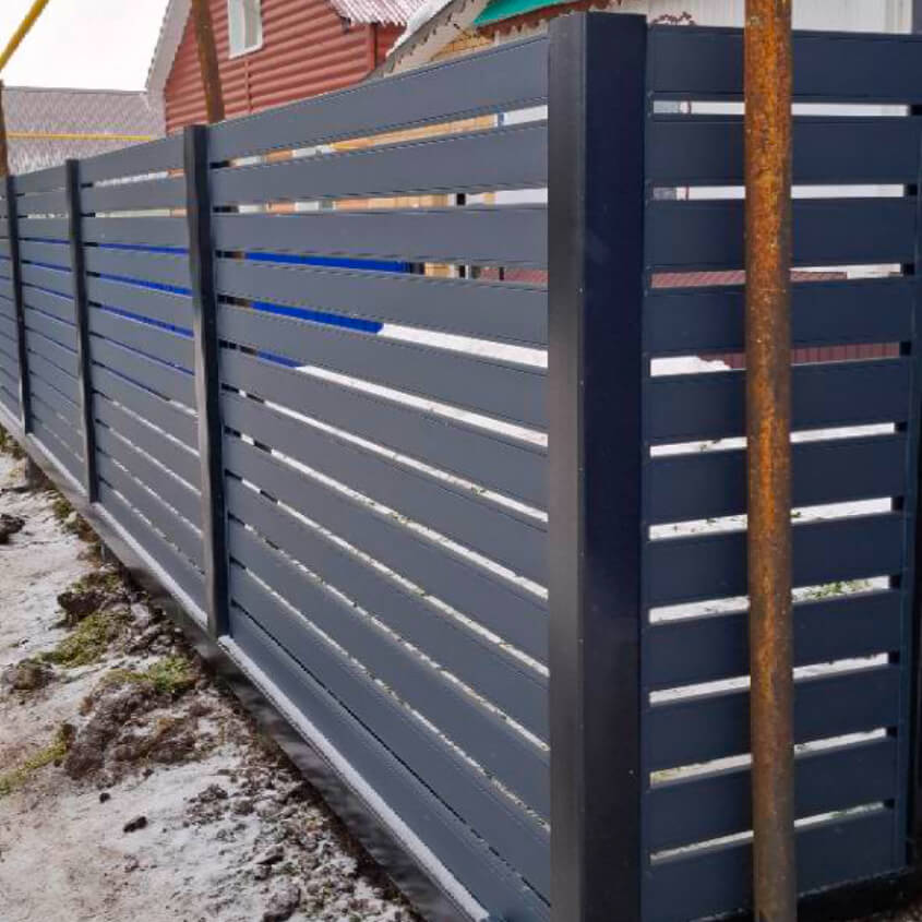 Фото 2 Забор ранчо Металлопланкен RAL7024 МАТТЕ Серый Графит матовый