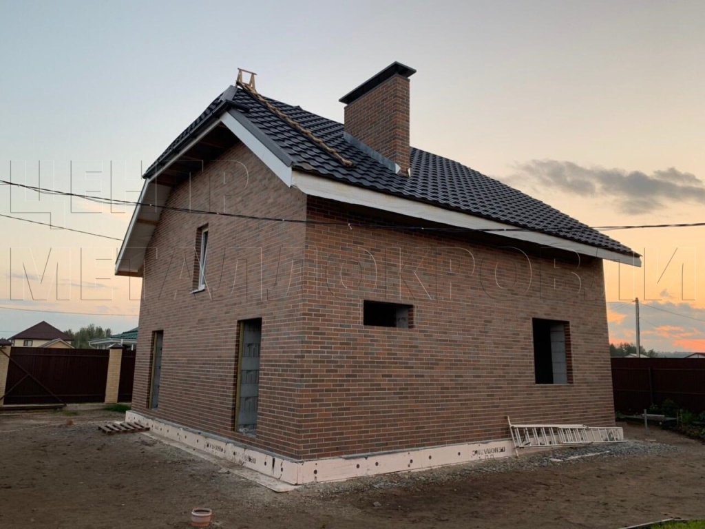 Металлочерепица Геркулес RAL 7024 от Центра Металлокровли